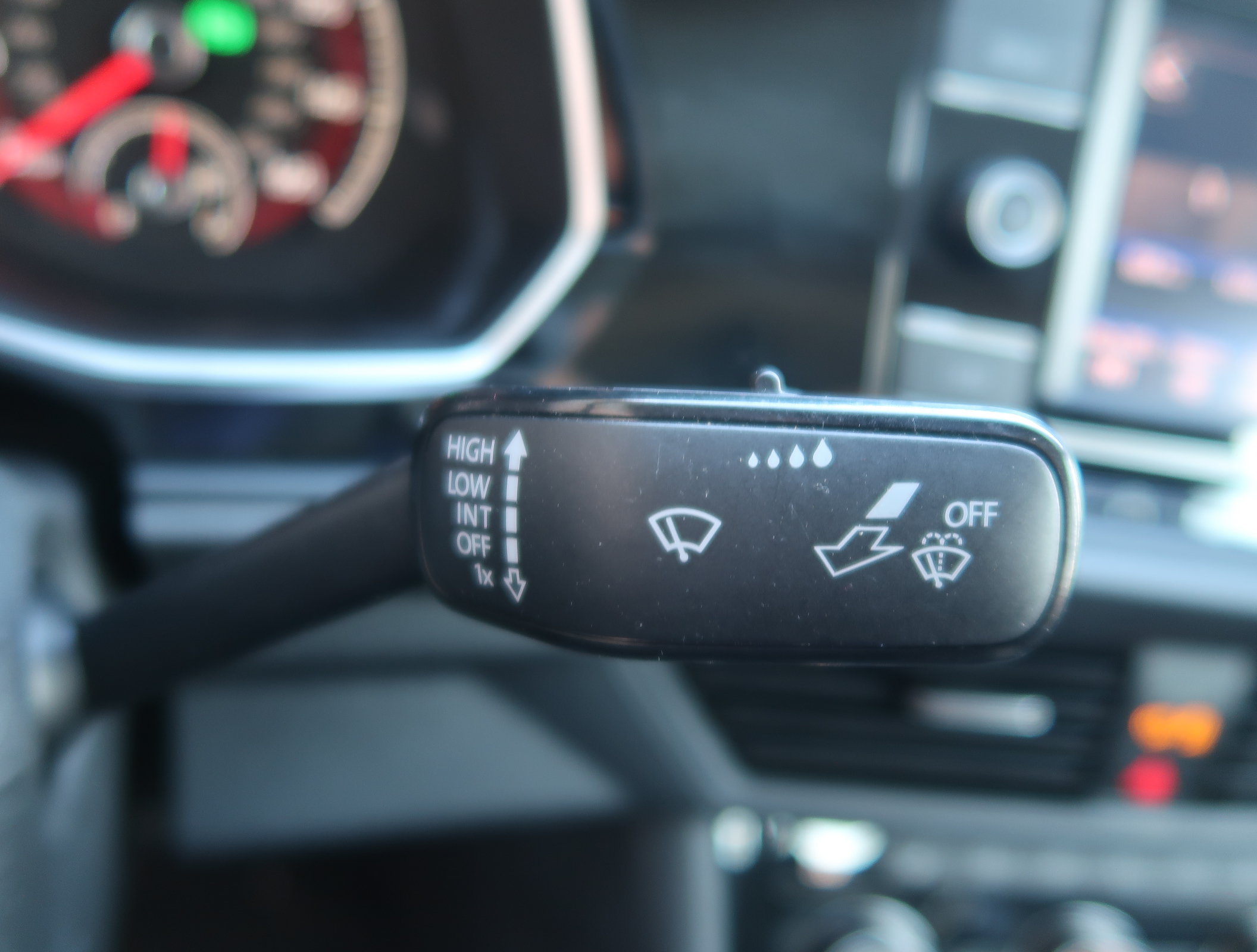Used 2019 Volkswagen Jetta SE FWD image 20