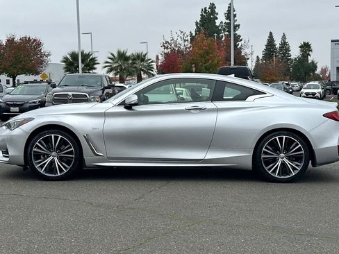 Used 2017 INFINITI Q60 w/ Premium Plus Package 2.0T image 9