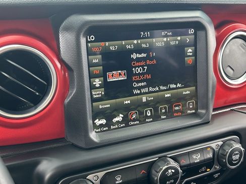 Used 2021 Jeep Wrangler Unlimited Rubicon AWD/4WD image 21