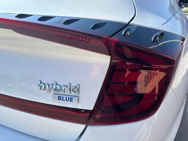 Used 2021 Hyundai Sonata Blue FWD image 8