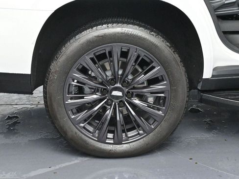 Certified 2025 Cadillac Escalade Sport w/ LPO, ONYX Package AWD/4WD image 42