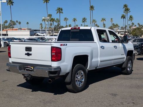 Used 2016 Chevrolet Silverado 2500 LTZ w/ LTZ Plus Package image 5