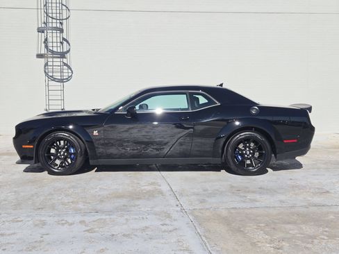 Used 2023 Dodge Challenger R/T Scat Pack image 5