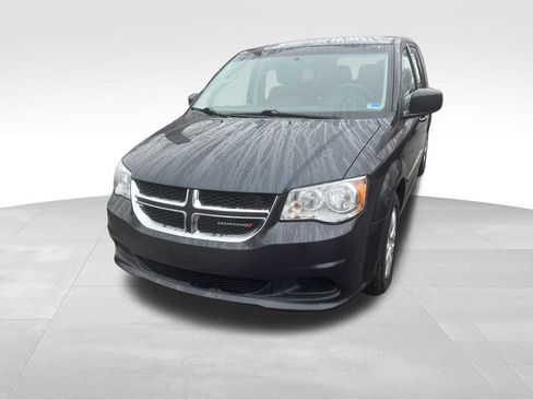 Used 2014 Dodge Grand Caravan SE w/ Quick Order Package 29E SE image 3