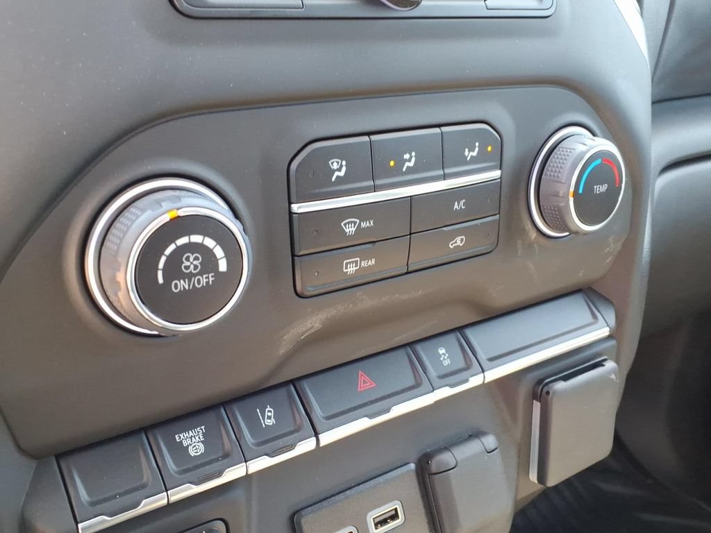 Used 2025 Chevrolet Silverado 2500 W/T w/ WT Convenience Package AWD/4WD image 24