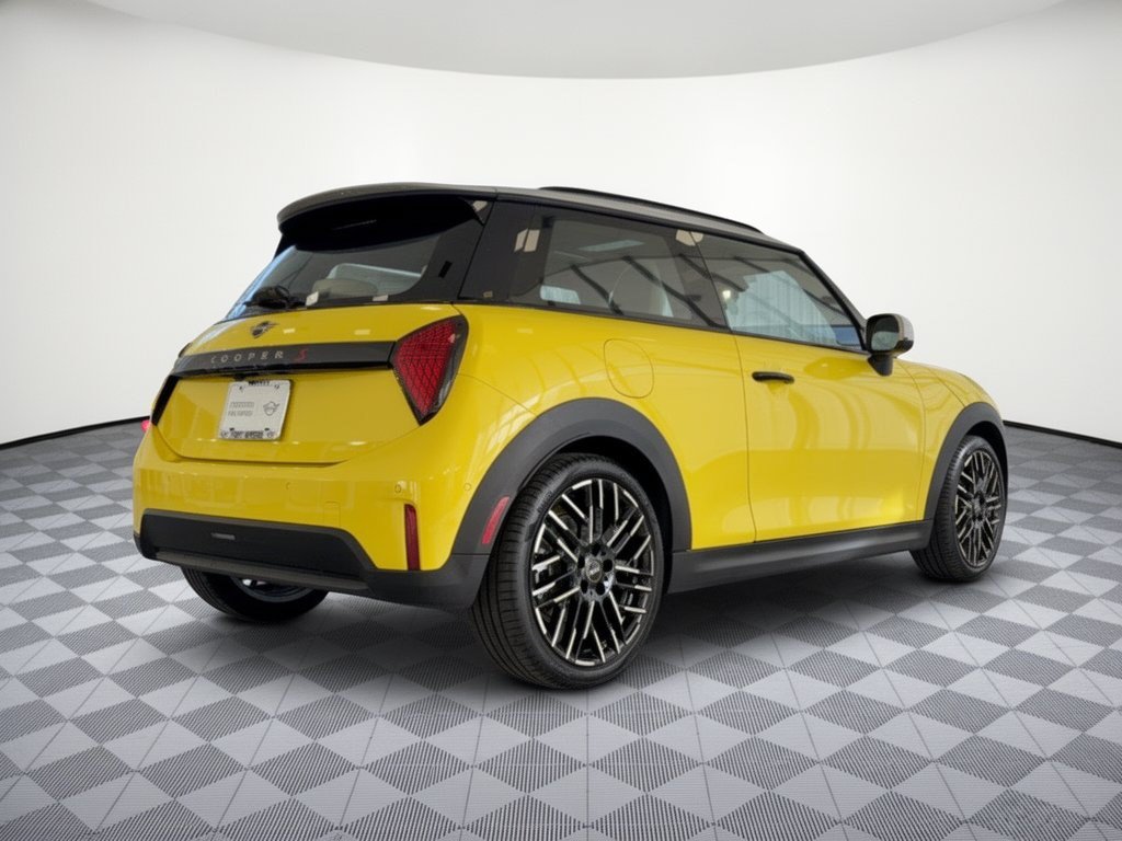 Used 2026 MINI Cooper S FWD image 9