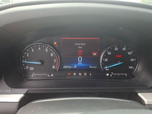 Used 2024 Ford Explorer XLT RWD image 30