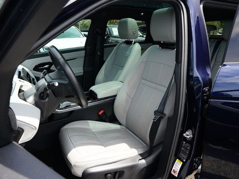 Used 2023 Land Rover Range Rover Evoque S AWD/4WD image 14