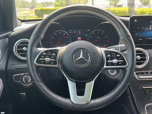 Used 2020 Mercedes-Benz GLC 300 4MATIC image 18