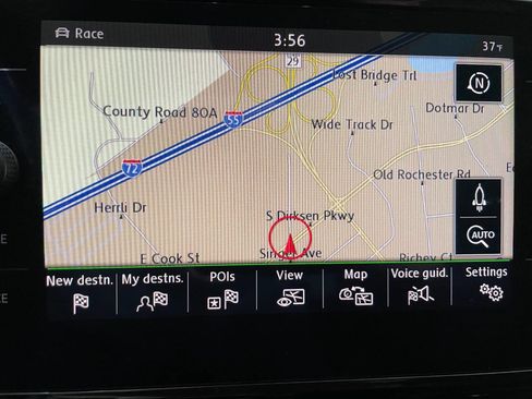 Used 2019 Volkswagen Golf R 4-Door image 34