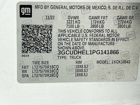 Used 2023 Chevrolet Silverado 1500 ZR2 w/ Technology Package AWD/4WD image 33