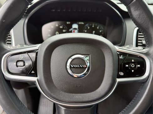 Used 2016 Volvo XC90 T6 Momentum w/ Momentum Plus Package AWD/4WD image 34