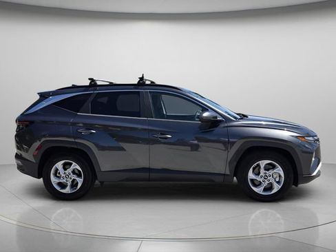 Used 2022 Hyundai Tucson SEL FWD image 4