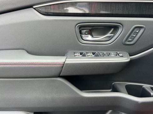 New 2025 Honda Pilot Black Edition image 14