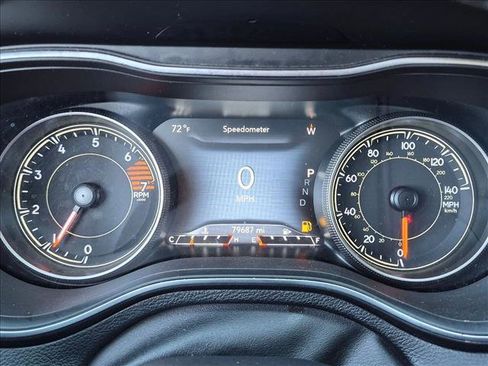 Used 2020 Jeep Cherokee Limited FWD image 10