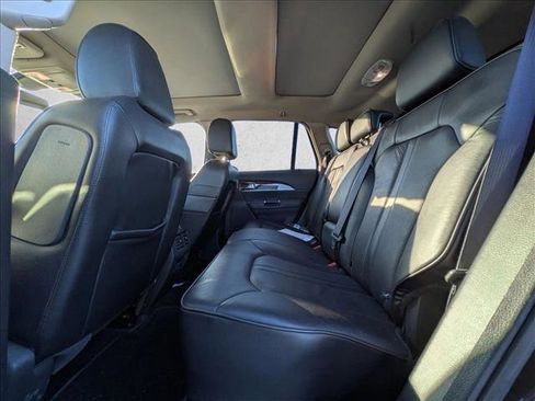 Used 2015 Lincoln MKX w/ Equipment Group 101A image 16