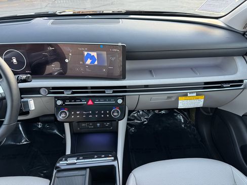 Used 2025 Hyundai Tucson Limited image 20