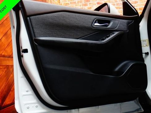 Certified 2023 Nissan Rogue SV AWD/4WD image 29