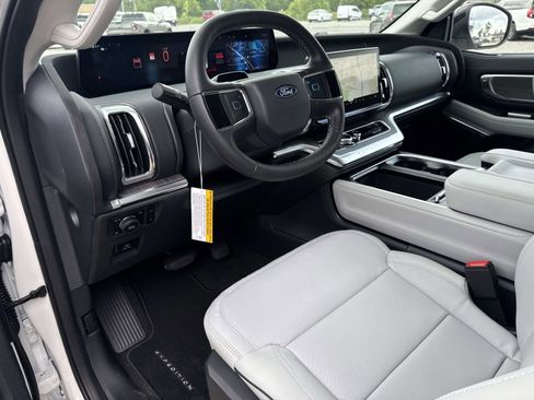 New 2026 Ford Expedition Max Platinum AWD/4WD image 17
