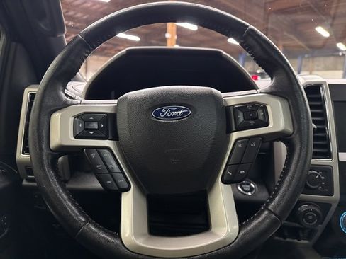 Used 2018 Ford F150 Lariat w/ Equipment Group 502A Luxury image 17