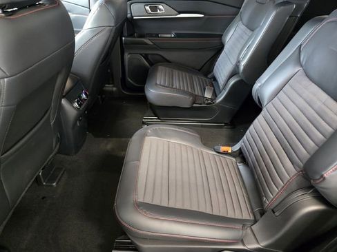New 2026 Ford Explorer ST-Line w/ ST-Line Street Pack RWD image 21