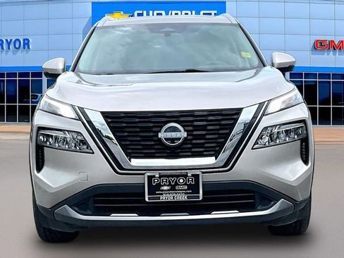 Used 2023 Nissan Rogue SL AWD/4WD image 2