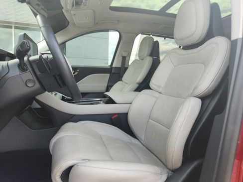 Used 2025 Lincoln Aviator Reserve w/ Equipment Group 201A AWD/4WD image 24