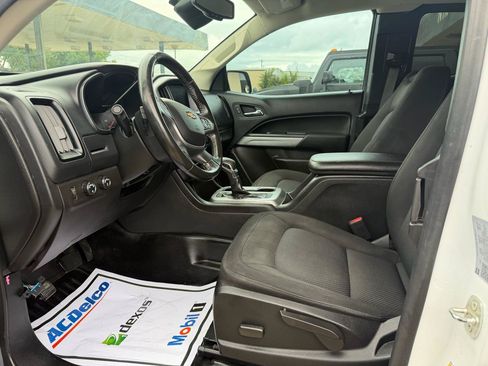 Used 2022 Chevrolet Colorado LT w/ Fleet Safety Package AWD/4WD image 16