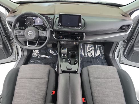 Certified 2021 Nissan Rogue SV AWD/4WD image 9