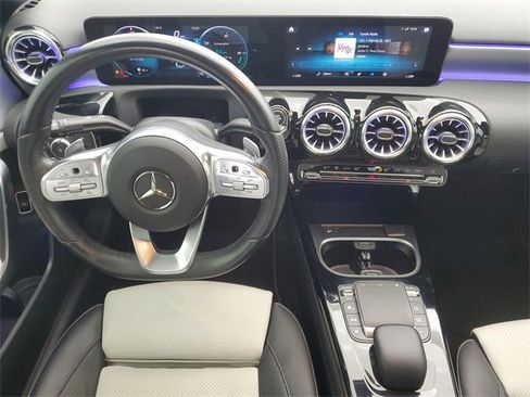 Used 2022 Mercedes-Benz A 220 image 15