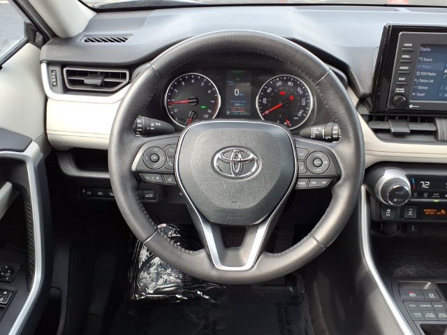 Certified 2021 Toyota RAV4 XLE w/ Convenience Package AWD/4WD image 13