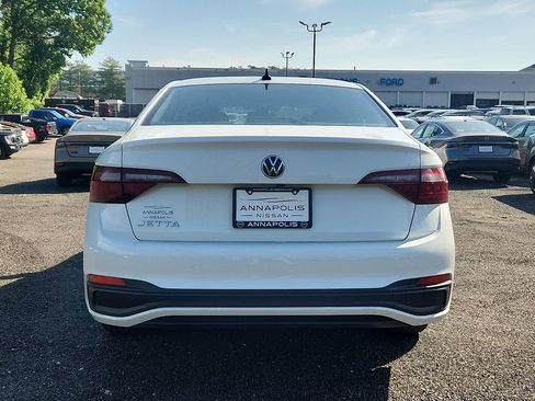 Used 2024 Volkswagen Jetta S FWD image 5