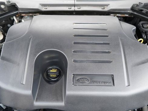 Used 2021 Land Rover Defender 110 X-Dynamic SE AWD/4WD image 94