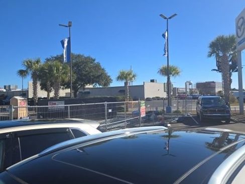 Used 2022 Lincoln Nautilus Reserve w/ Equipment Group 201A image 13