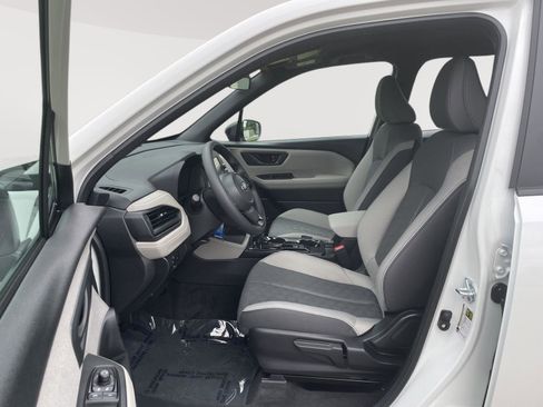Used 2026 Subaru Forester AWD/4WD image 5