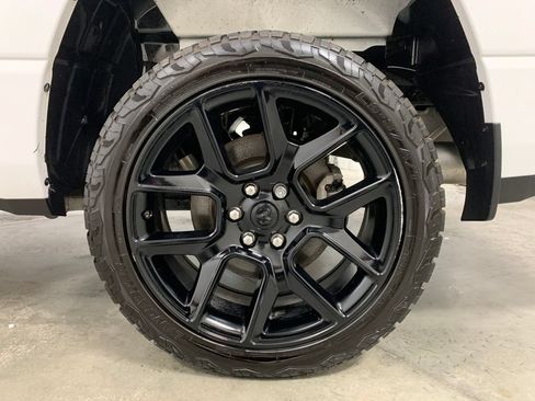 Used 2023 RAM 1500 Laramie AWD/4WD image 21