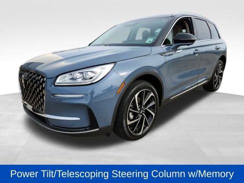 Used 2024 Lincoln Corsair Reserve w/ Equipment Group 201A image 5