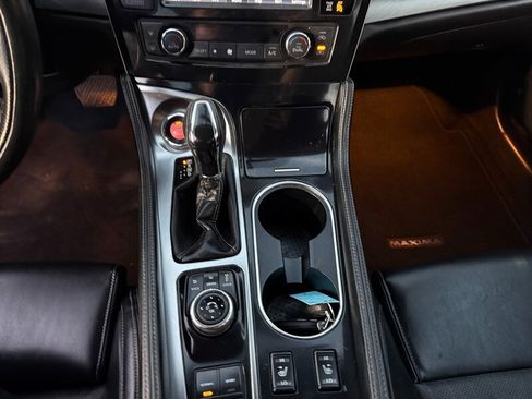 Used 2017 Nissan Maxima 3.5 SV image 18