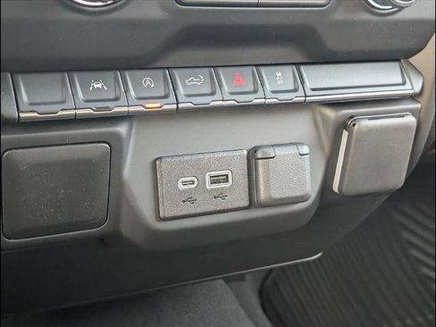 New 2026 Chevrolet Silverado 1500 Custom AWD/4WD image 16