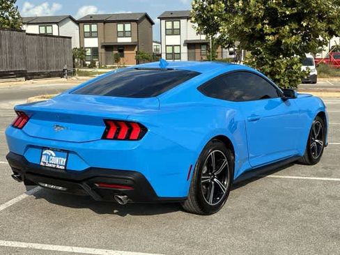 Used 2024 Ford Mustang Coupe RWD image 6