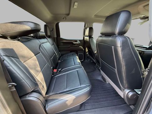 Used 2022 Chevrolet Silverado 1500 LT image 16