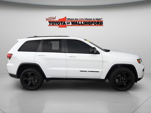Used 2021 Jeep Grand Cherokee Freedom Edition AWD/4WD image 13
