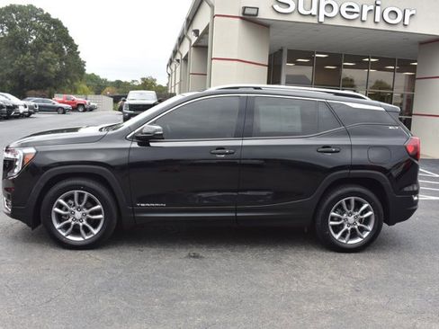 Used 2022 GMC Terrain SLT image 9