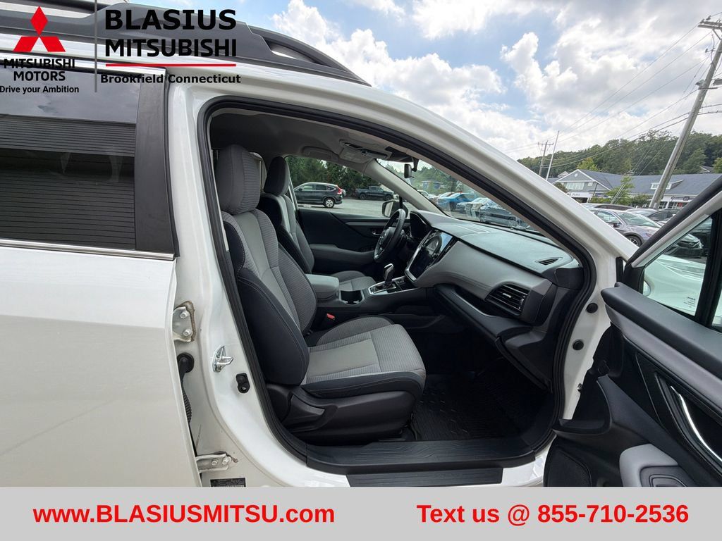 Used 2024 Subaru Outback Premium AWD/4WD image 54