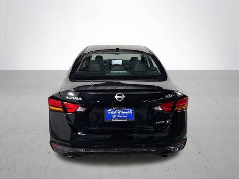 Used 2024 Nissan Altima 2.5 SV w/ SV Premium Package AWD/4WD image 7