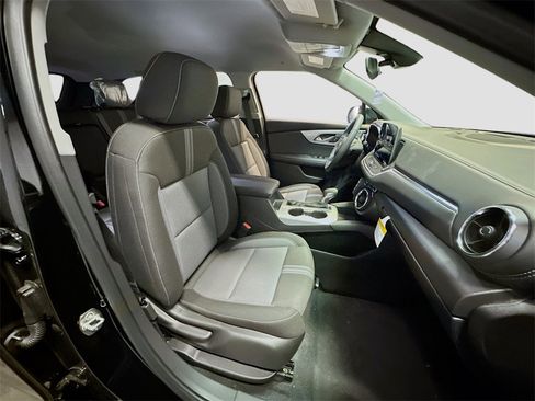 New 2026 Chevrolet Blazer LT image 29