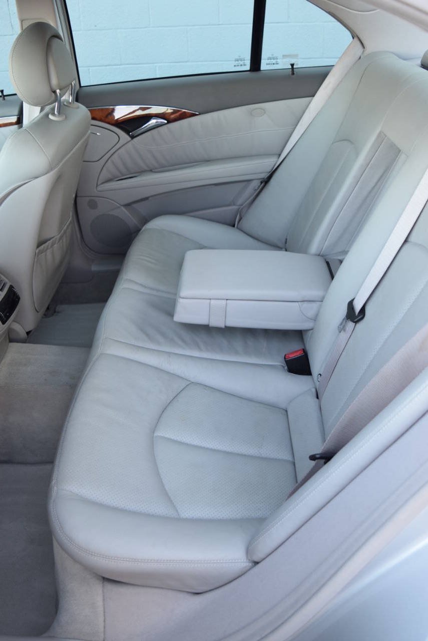 Used 2004 Mercedes-Benz E 500 Sedan image 36