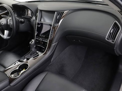 Used 2019 INFINITI Q50 Luxe w/ Essential Package (3.0T Luxe) AWD/4WD image 20