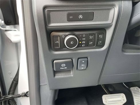 New 2025 Ford F150 Lariat w/ Equipment Group 502A High image 15