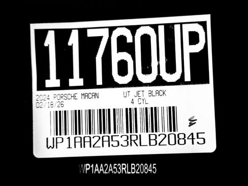 Certified 2024 Porsche Macan image 28